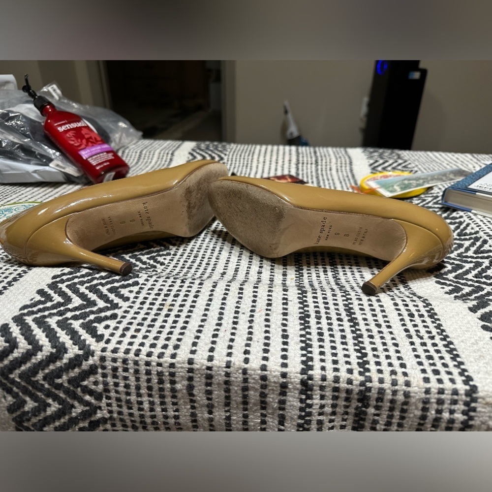 Kate Spade Tan Pumps - Picture 8 of 16